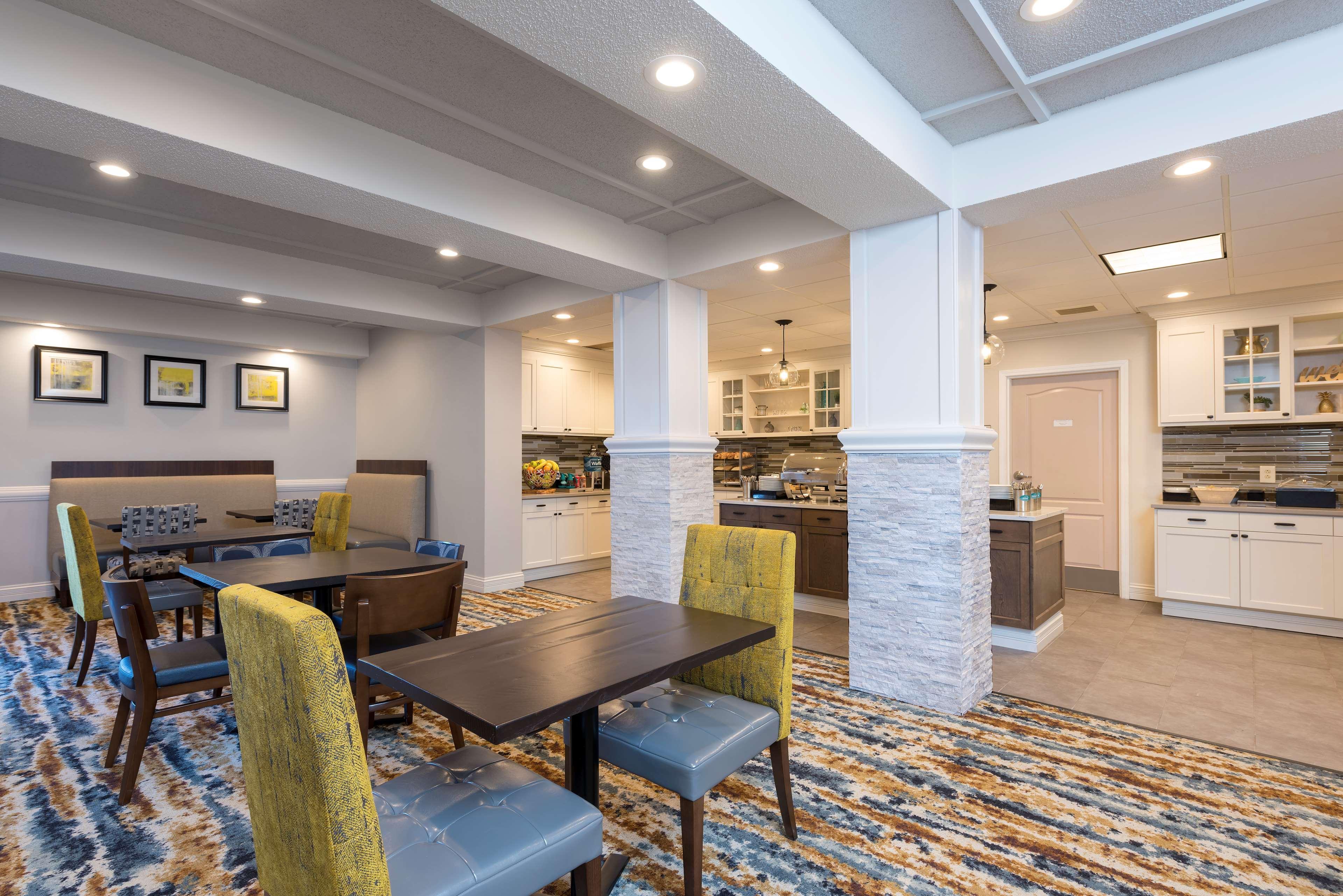 Homewood Suites By Hilton Μπλούμινγκτον Εξωτερικό φωτογραφία